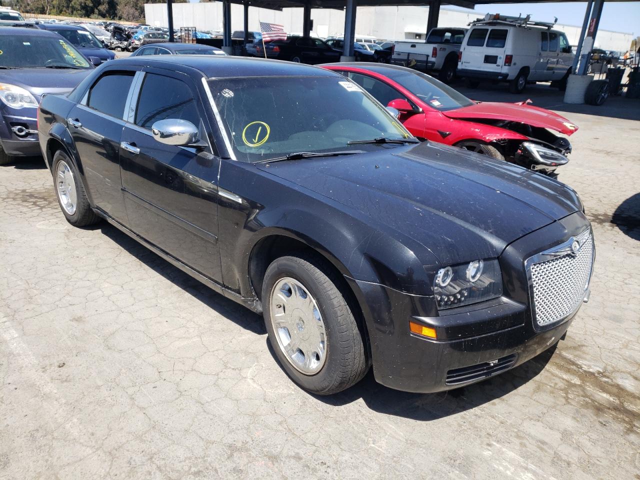 CHRYSLER 300 2006 with VIN 2C3KA43R26H466061 - Photo from auction