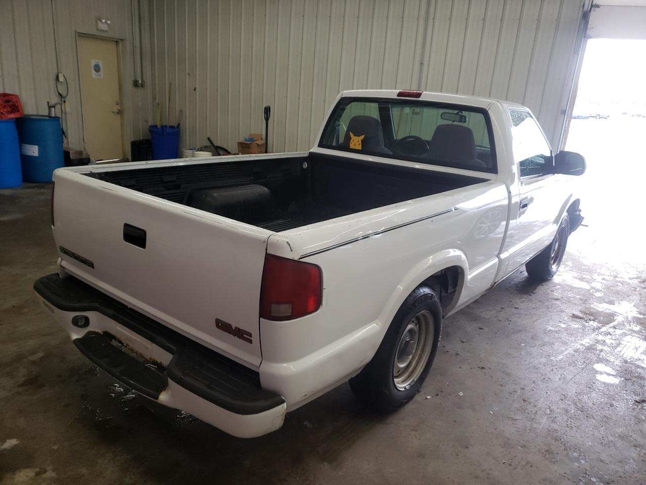 Photo 4 from auction – 2003 GMC SONOMA with VIN 1GTCS14H838101659