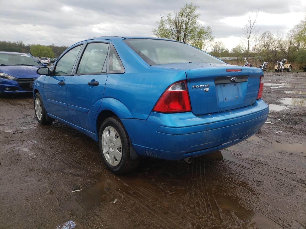 Photo 3 from auction – 2007 FORD FOCUS with VIN 1FAFP34N77W248269