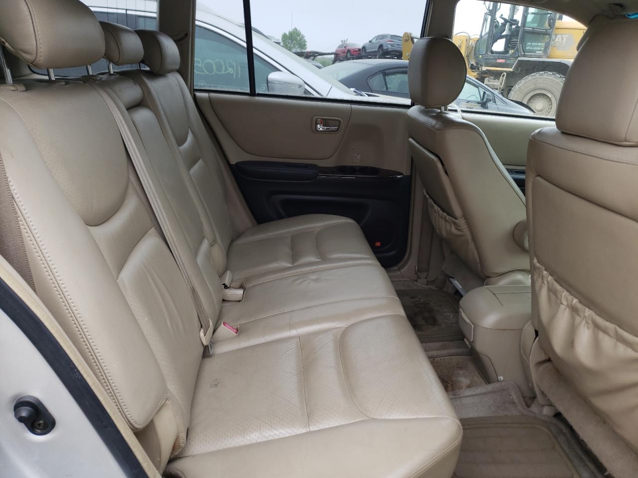 Photo 6 from auction – 2002 TOYOTA HIGHLANDER with VIN JTEHF21A620084778
