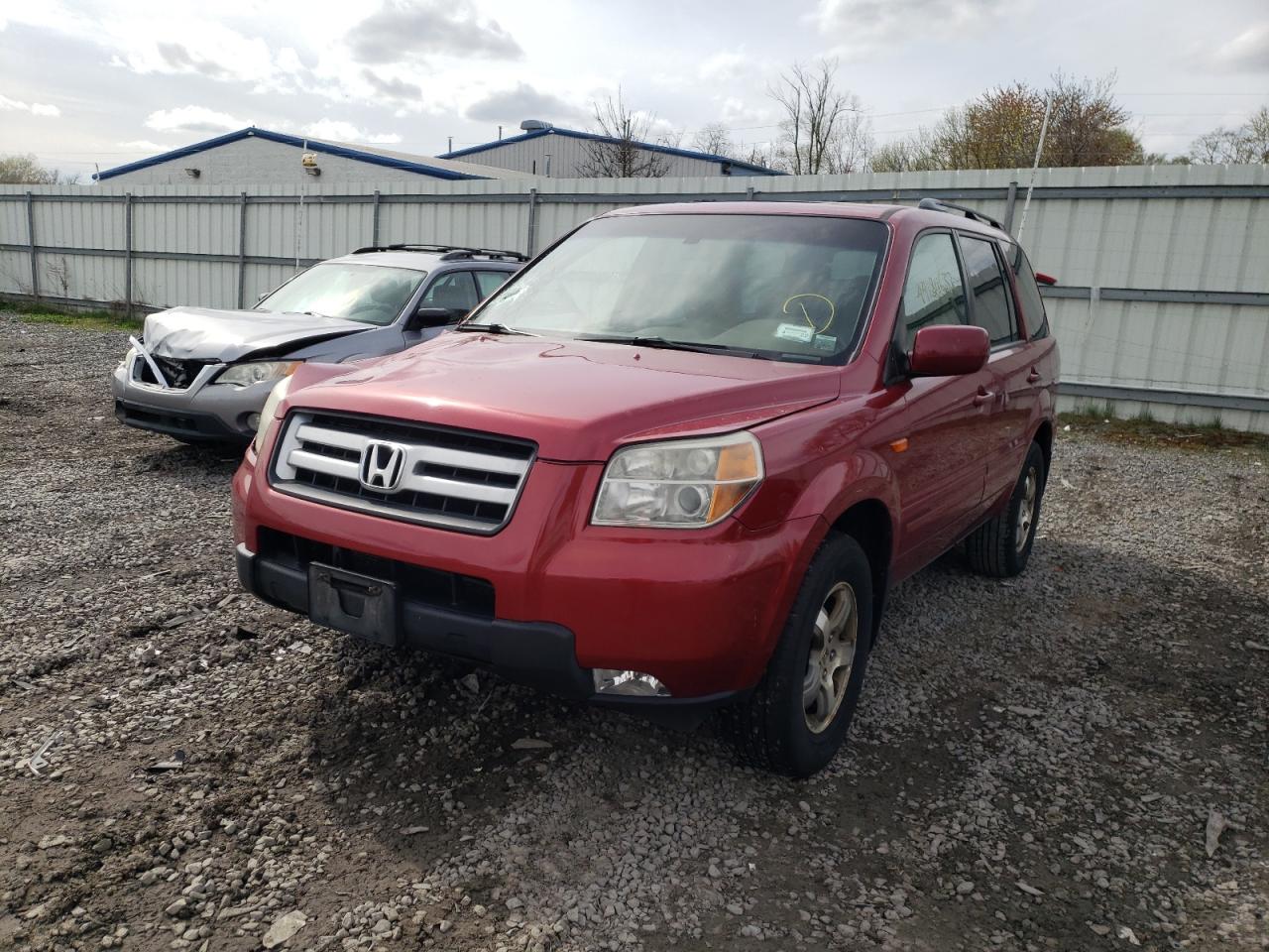 Photo 2 from auction – 2006 HONDA PILOT EX with VIN 2HKYF18546H536226