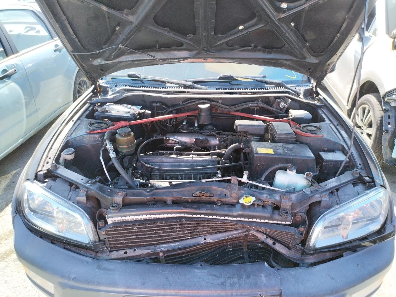 Photo 7 from auction – 1998 TOYOTA RAV4 with VIN JT3HP10V3W0166431