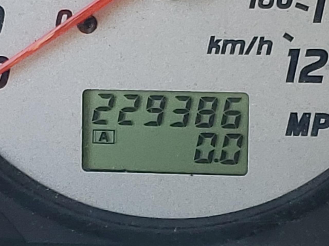 Photo 8 from auction – 2002 NISSAN PATHFINDER with VIN JN8DR09Y02W705367