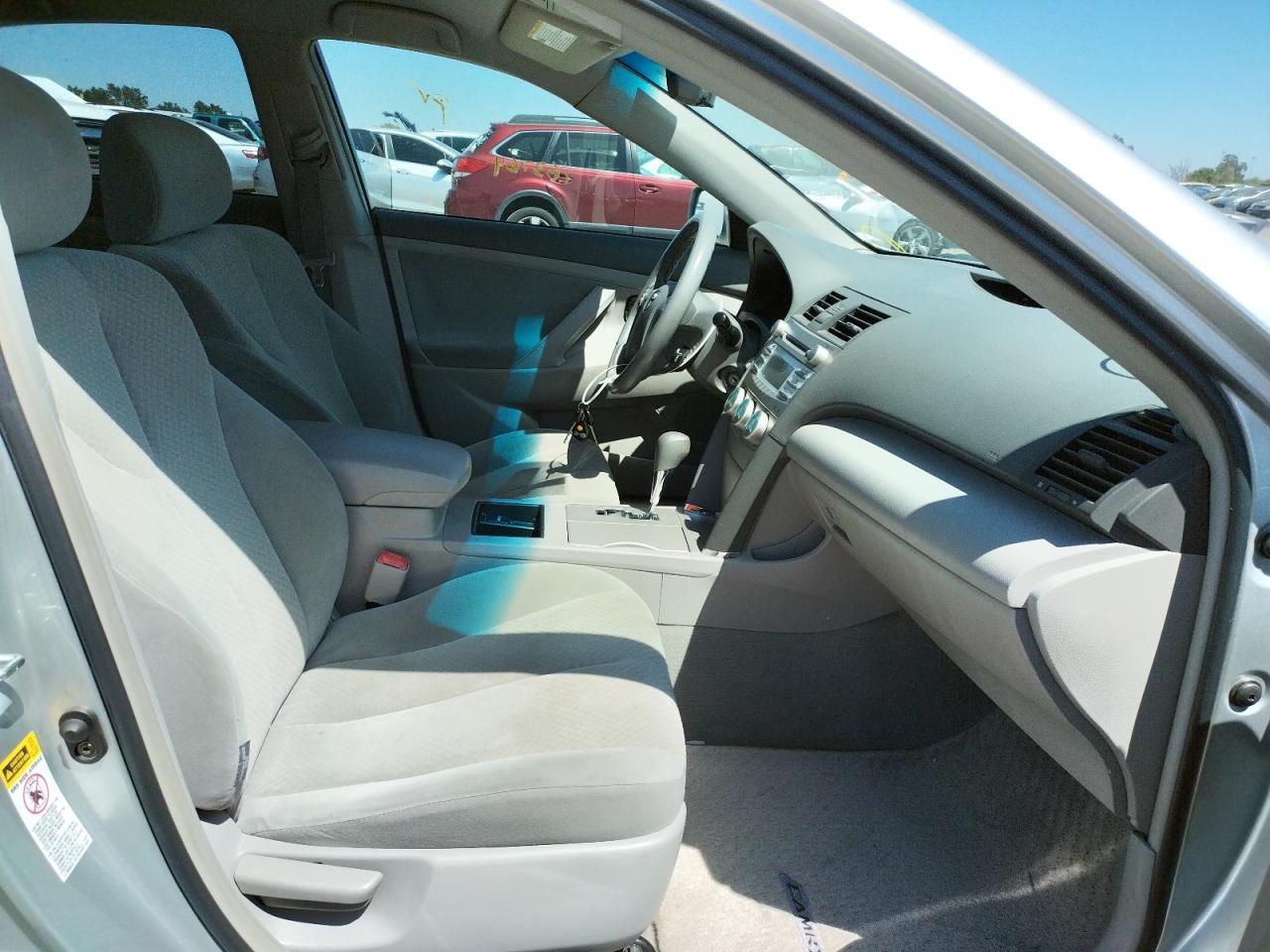 Photo 5 from auction – 2007 TOYOTA CAMRY CE with VIN 4T1BE46K97U628051