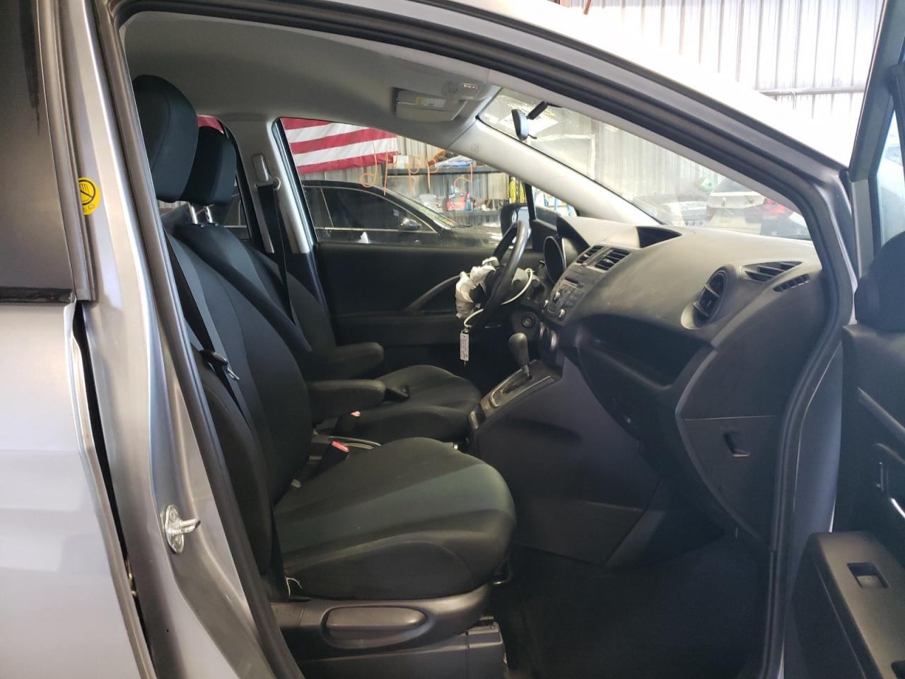 Photo 5 from auction – 2015 MAZDA 5 SPORT with VIN JM1CW2BL2F0179939