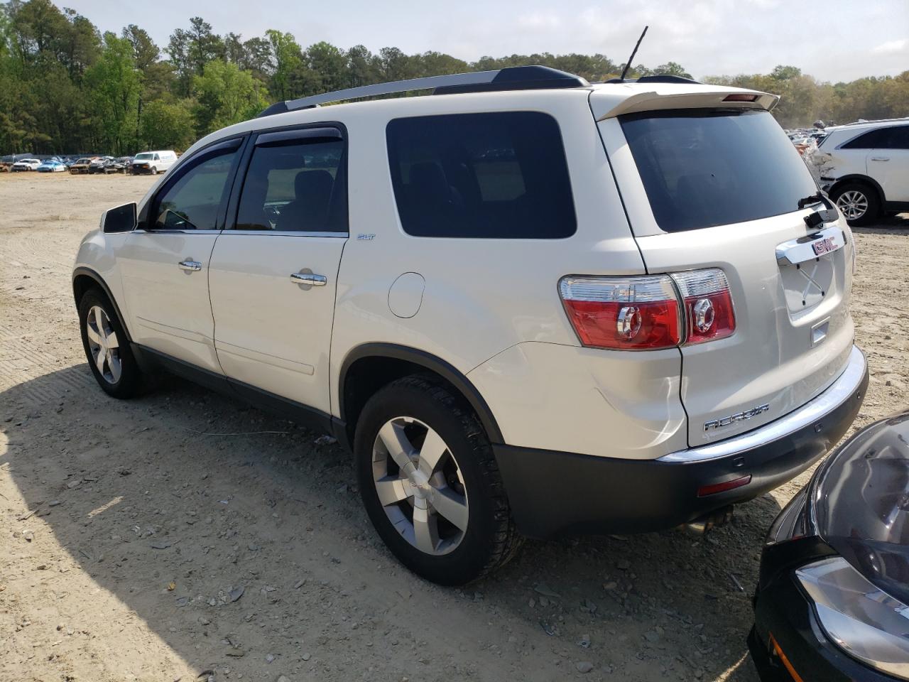 Photo 3 from auction – 2011 GMC ACADIA SLT with VIN 1GKKVRED8BJ204489