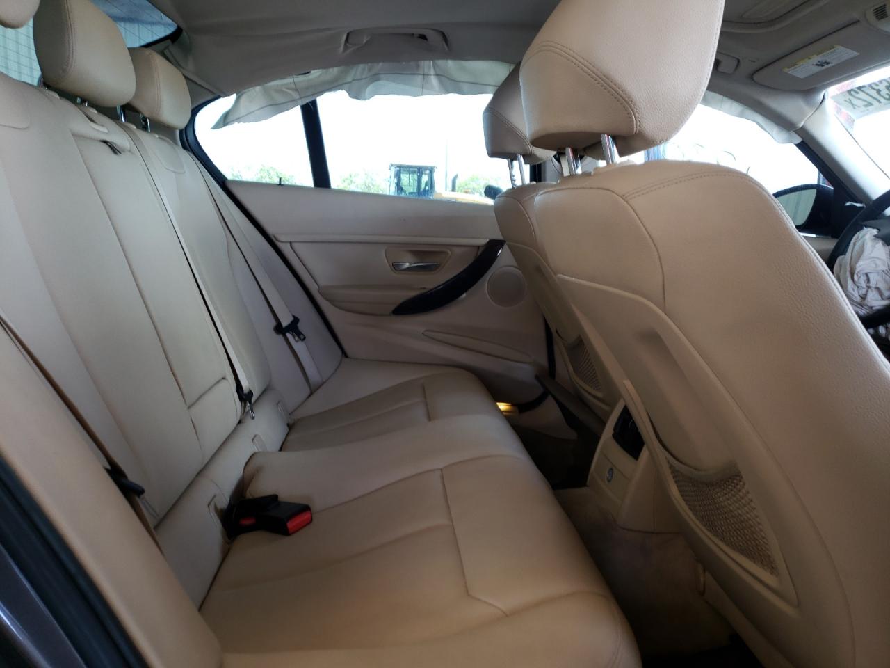 Zdjęcie 6 z aukcji – 2013 BMW 328 I z VIN WBA3A5C51DJ462014