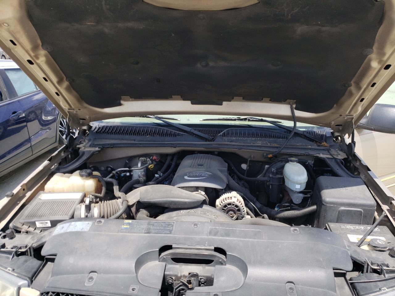 Photo 7 from auction – 2004 CHEVROLET SILVERADO with VIN 2GCEK19T741274809