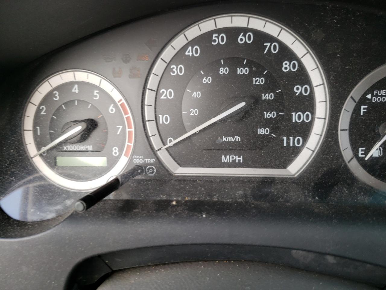 Photo 8 from auction – 2005 TOYOTA SIENNA CE with VIN 5TDZA23C65S355166
