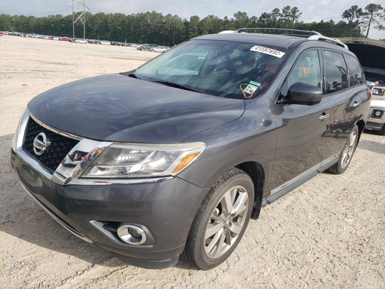 Photo 2 from auction – 2014 NISSAN PATHFINDER with VIN 5N1AR2MN8EC635917