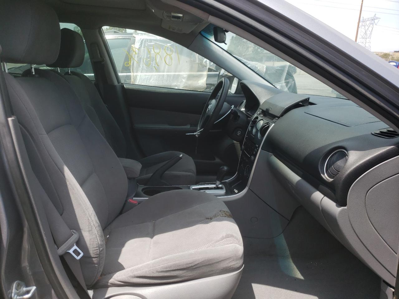 Photo 5 from auction – 2006 MAZDA 6 I with VIN 1YVHP80C965M60402