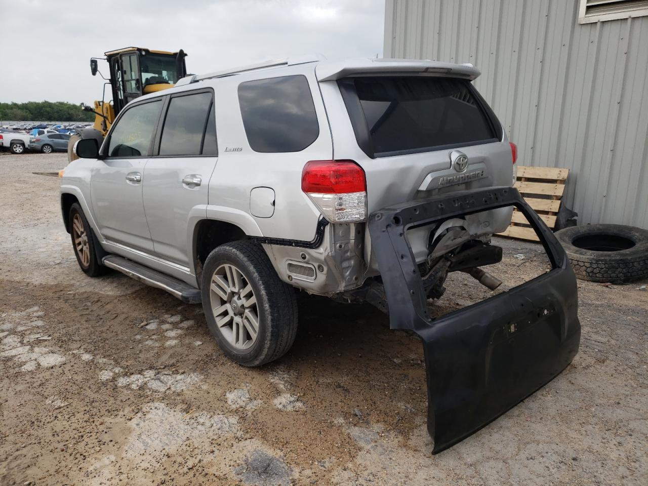 Photo 3 from auction – 2012 TOYOTA 4RUNNER SR with VIN JTEBU5JRXC5110175