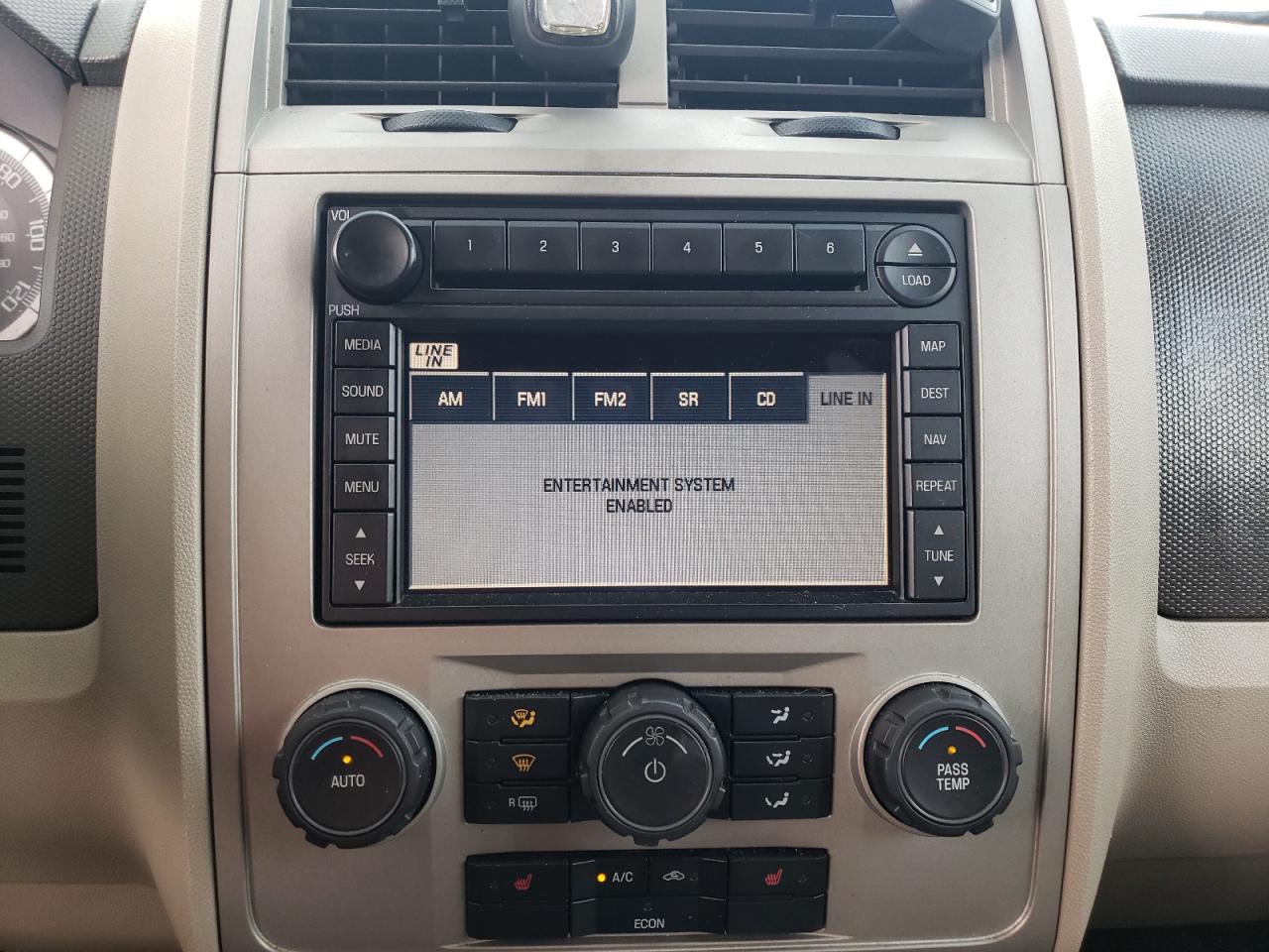 Photo 9 from auction – 2008 FORD ESCAPE HEV with VIN 1FMCU49HX8KA28398
