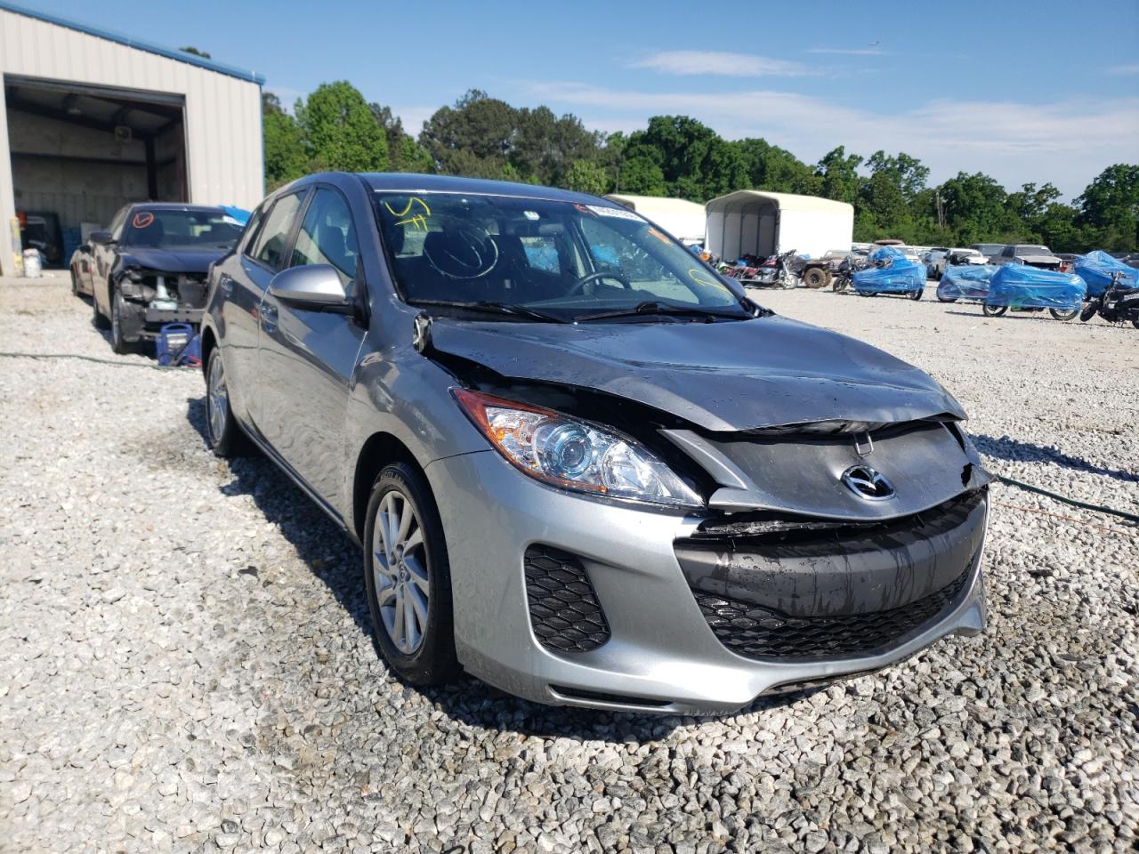 MAZDA 3 I 2012 with VIN JM1BL1L76C1554754 - Photo from auction