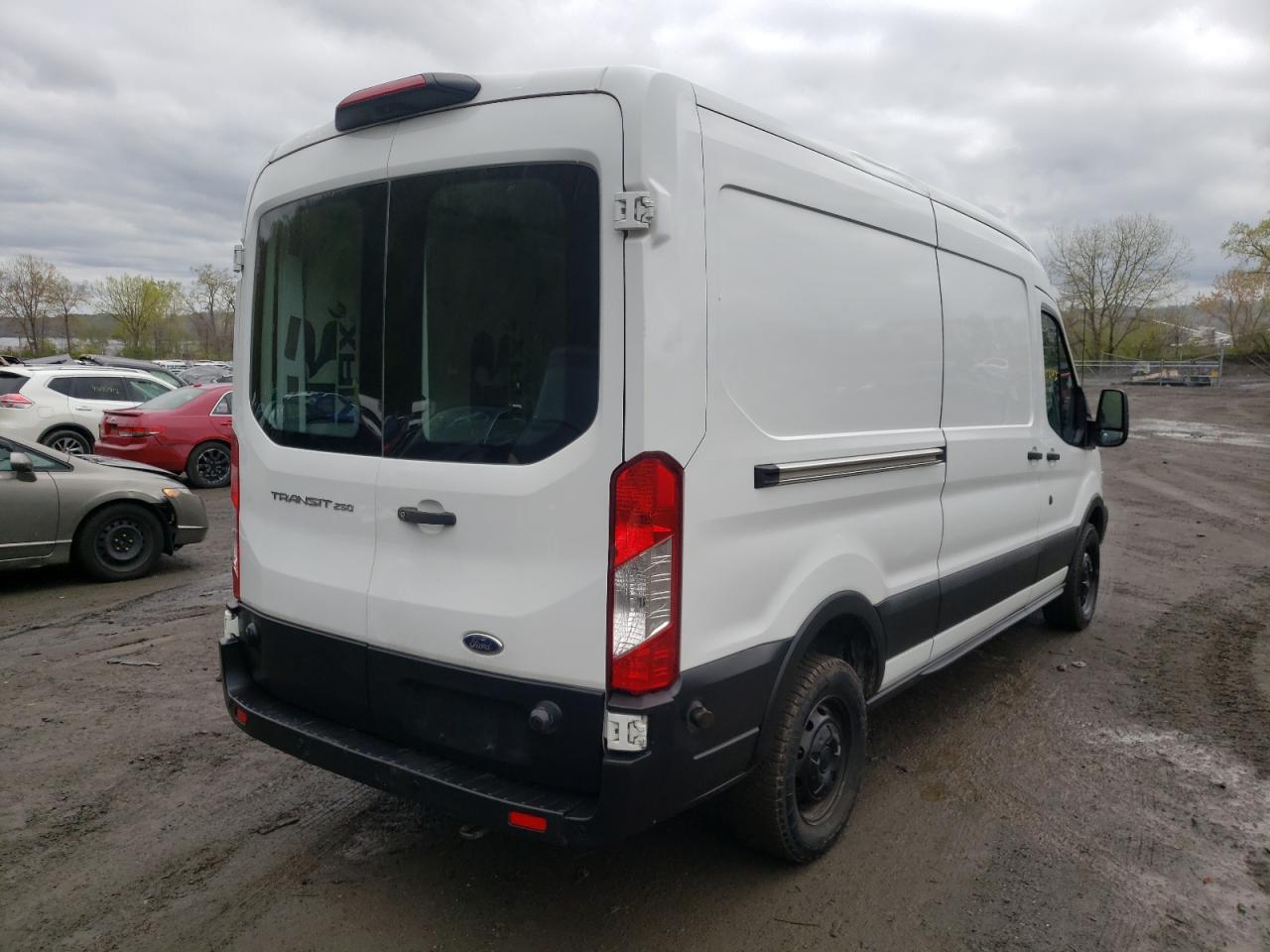 Photo 4 from auction – 2019 FORD TRANSIT T- with VIN 1FTYR2CM9KKA30186