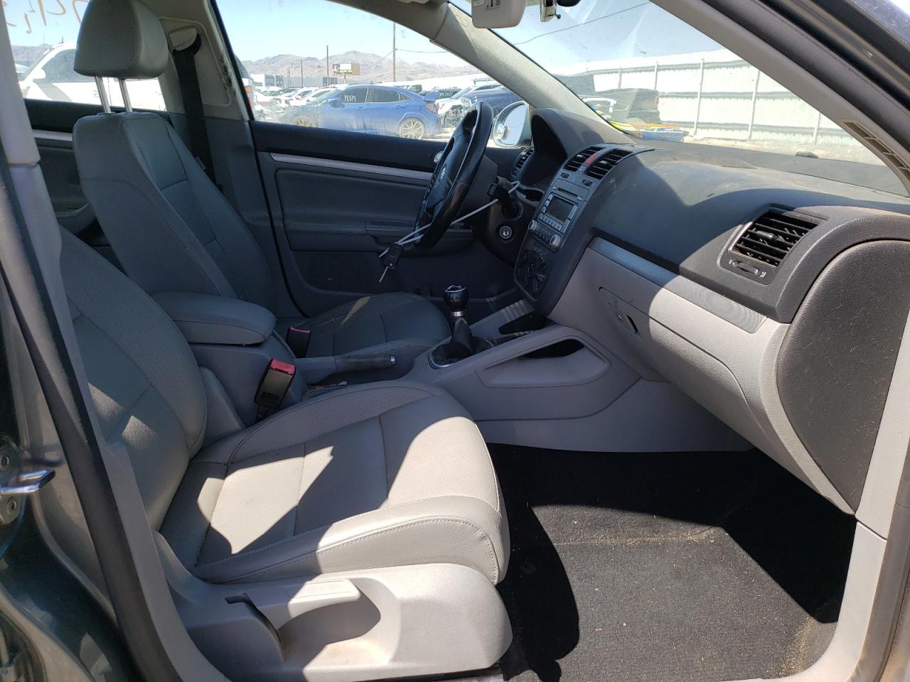 Photo 5 from auction – 2008 VOLKSWAGEN JETTA WOLF with VIN 3VWRJ71K78M138668