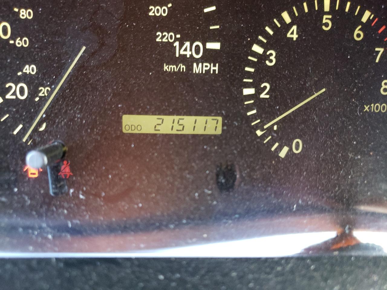 Photo 8 from auction – 2002 LEXUS RX 300 with VIN JTJHF10UX20288278