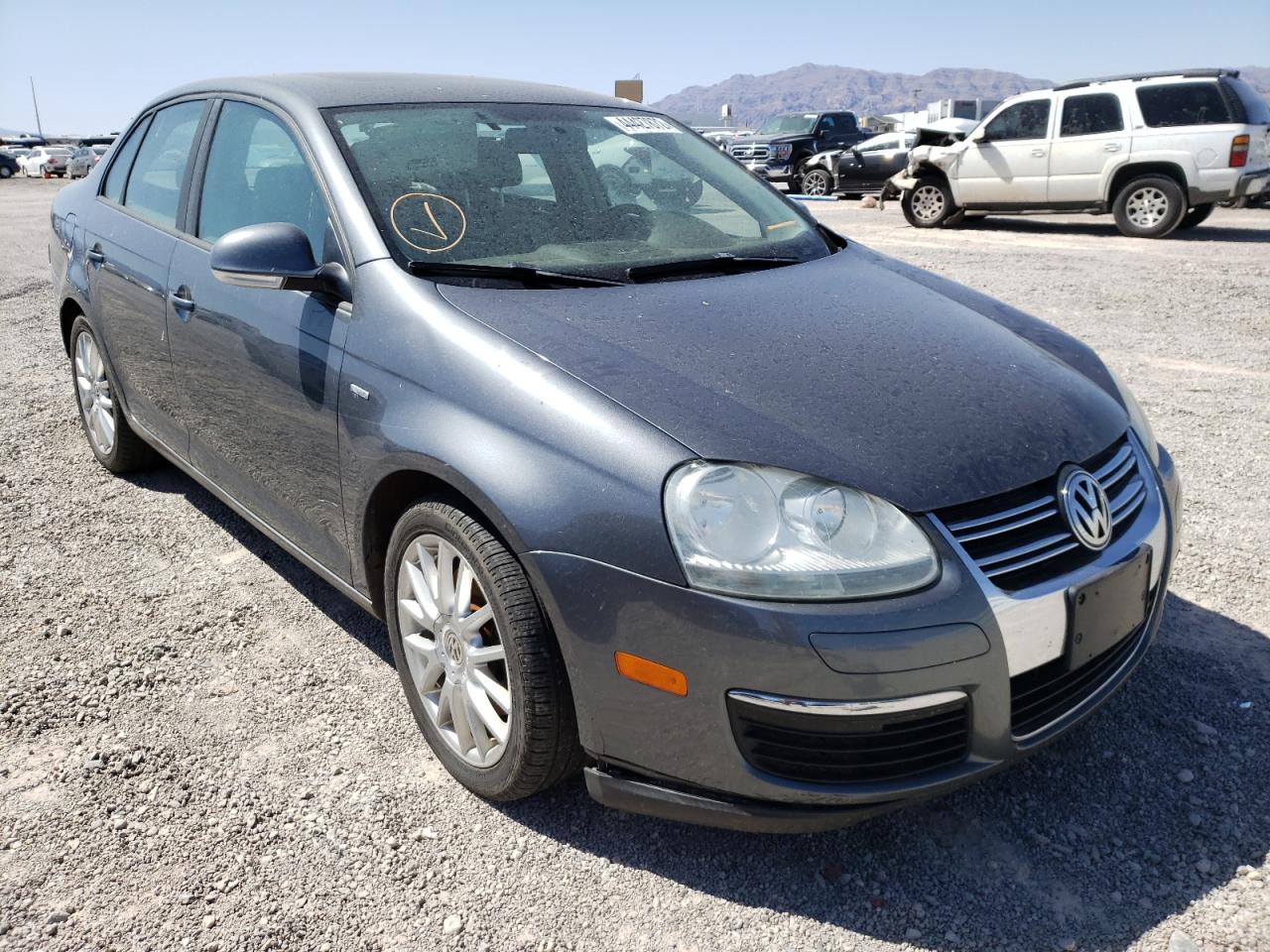 VOLKSWAGEN JETTA WOLF 2008 with VIN 3VWRJ71K78M138668 - Photo from auction