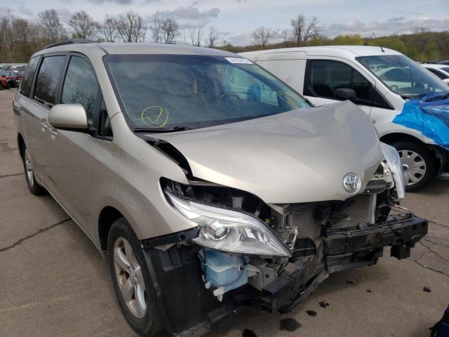 TOYOTA SIENNA LE 2015 with VIN 5TDKK3DC5FS553256 - Photo from auction