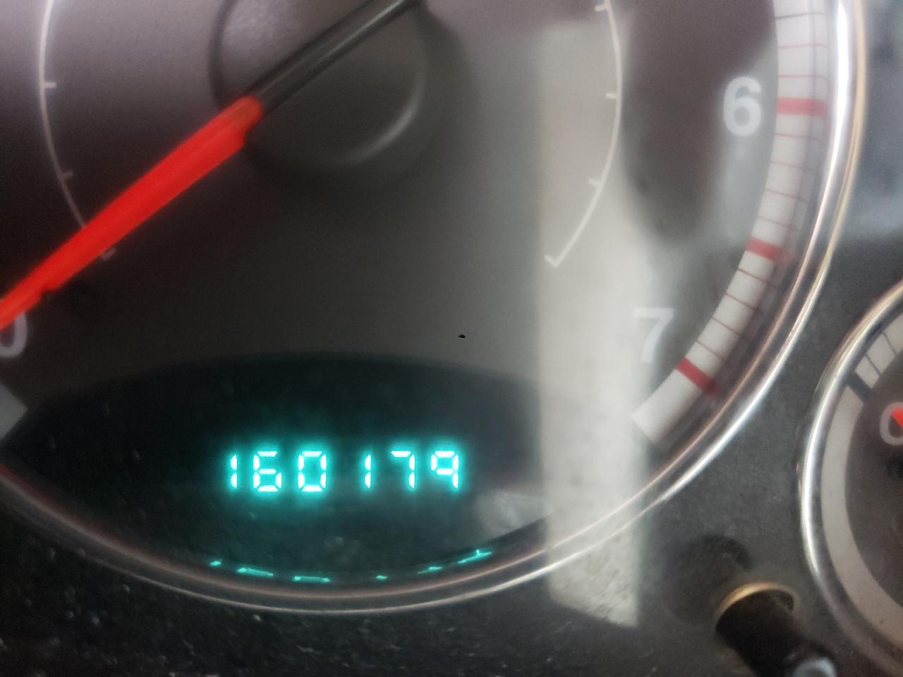Photo 8 from auction – 2005 JEEP LIBERTY LI with VIN 1J4GL58K25W618010