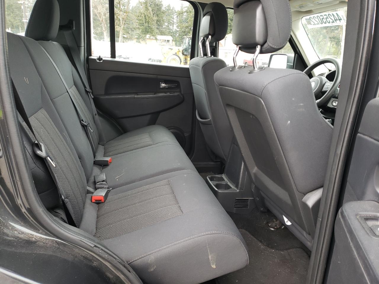 Photo 6 from auction – 2011 JEEP LIBERTY SP with VIN 1J4PN2GK3BW570197