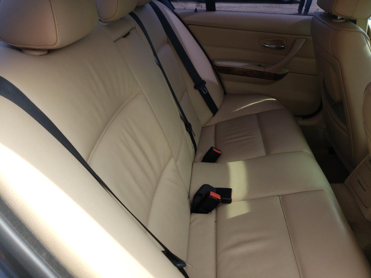 Photo 6 from auction – 2007 BMW 328 XI with VIN WBAVC93577KX61449