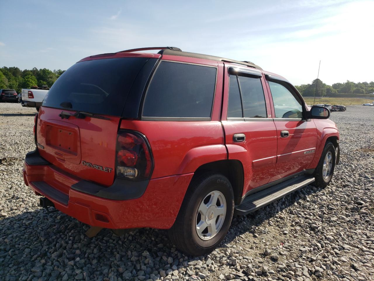Photo 4 from auction – 2002 CHEVROLET TRAILBLAZE with VIN 1GNDS13S522424402