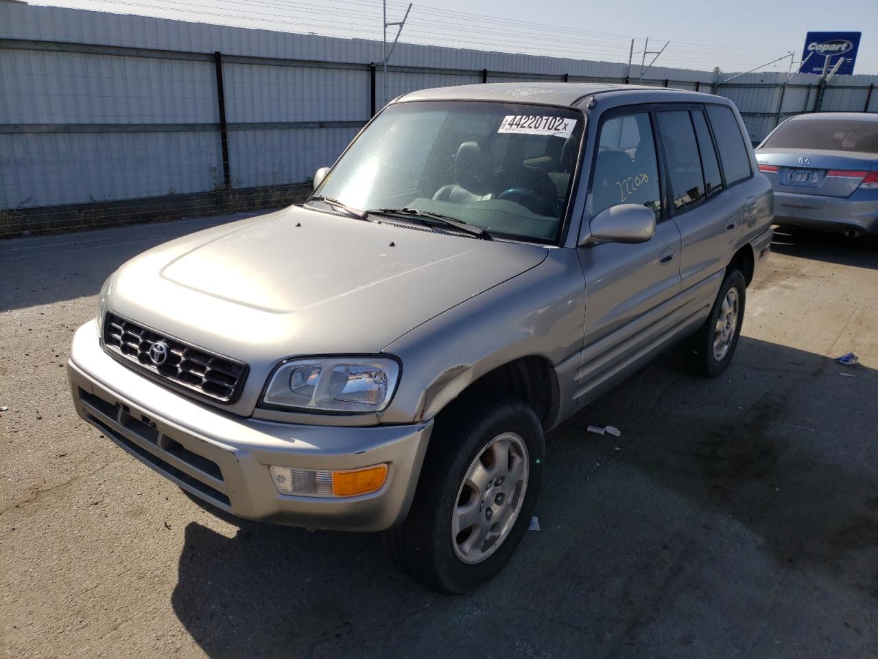 Photo 2 from auction – 1999 TOYOTA RAV4 with VIN JT3HP10V4X7125833