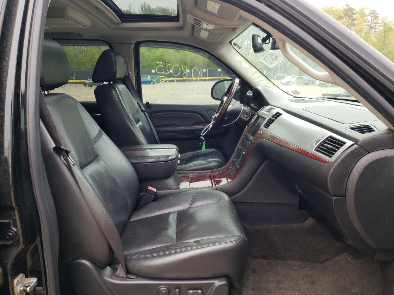 Photo 5 from auction – 2008 CADILLAC ESCALADE E with VIN 1GYFK66898R240427