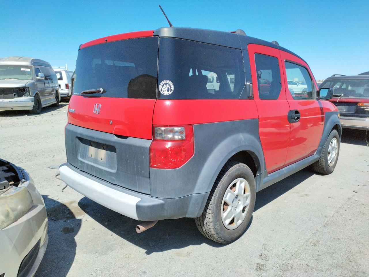 Photo 4 from auction – 2006 HONDA ELEMENT LX with VIN 5J6YH28356L011941