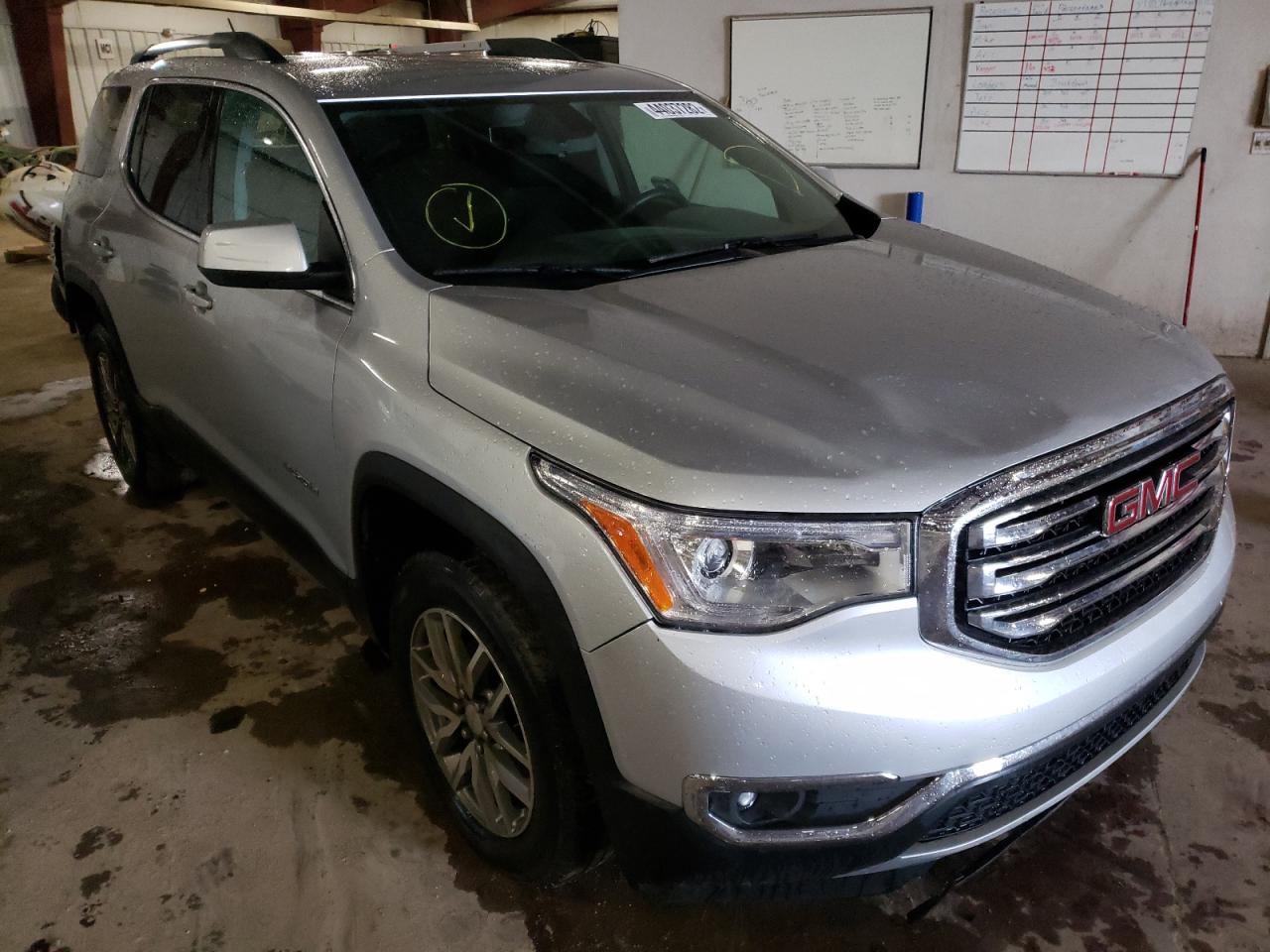 GMC ACADIA SLE 2017 with VIN 1GKKNSLS1HZ156935 - Photo from auction
