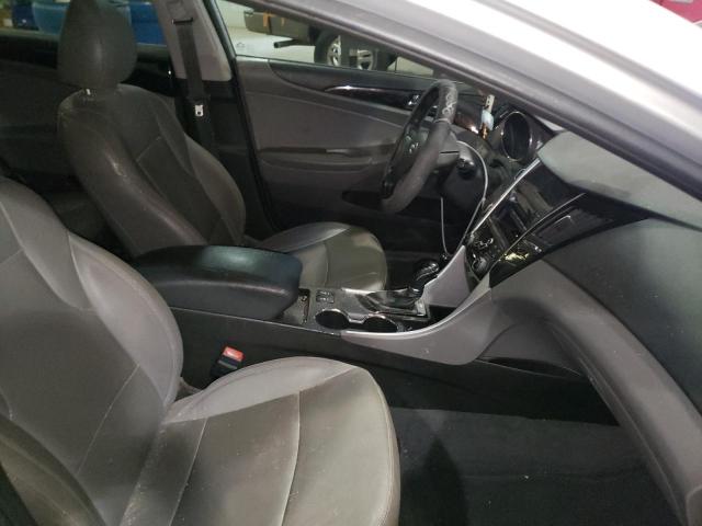 Photo 5 from auction – 2011 HYUNDAI SONATA SE with VIN 5NPEC4AC8BH030687