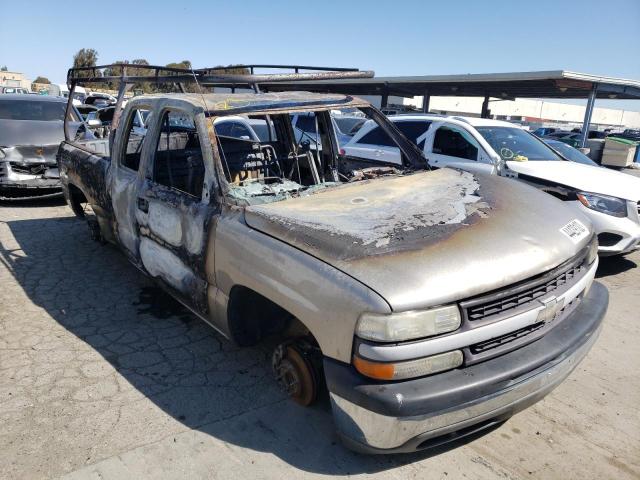 CHEVROLET SILVERADO 2000 with VIN 2GCEC19V0Y1389336 - Photo from auction
