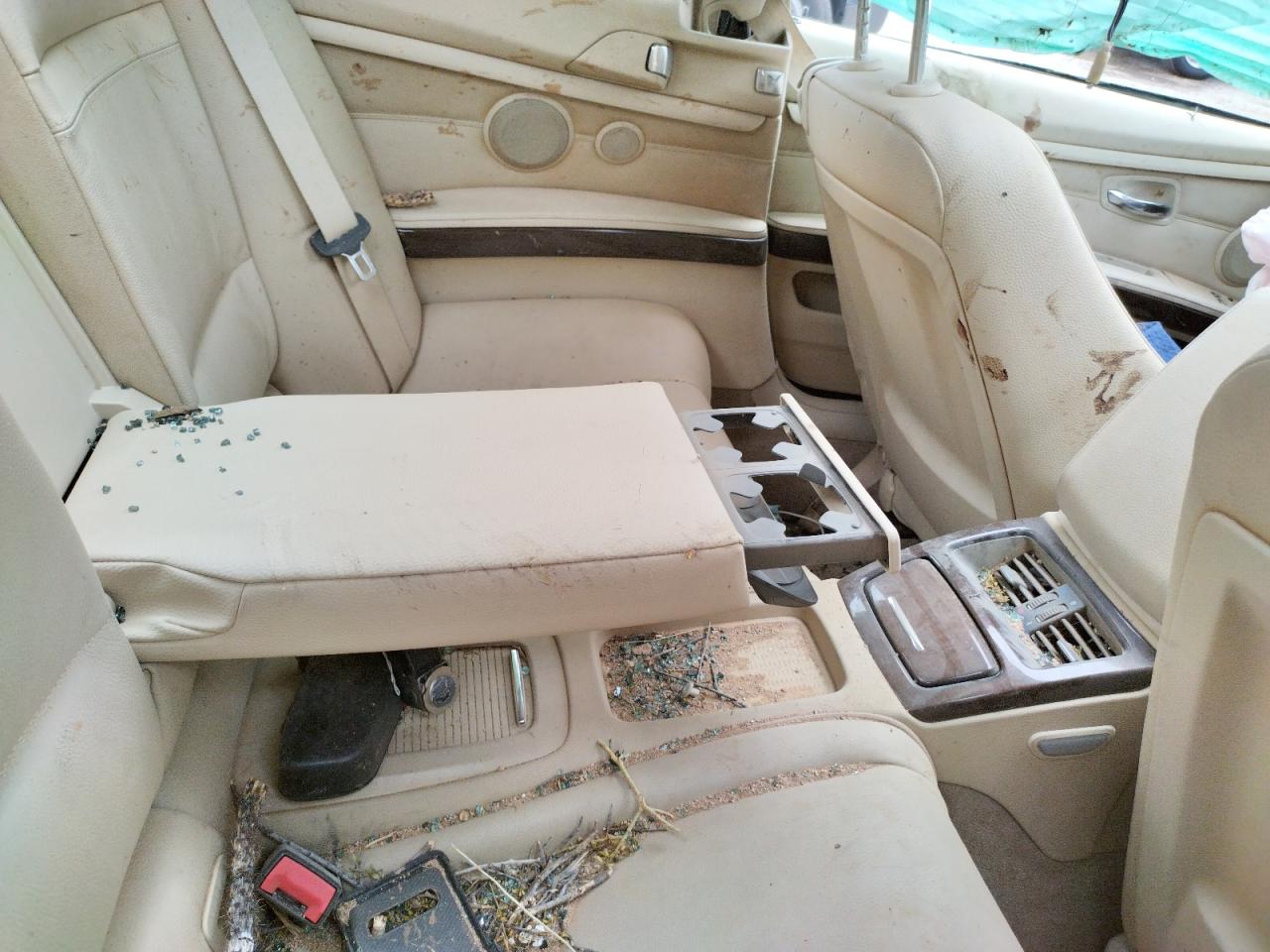 Photo 6 from auction – 2010 BMW 335 I with VIN WBAWB7C55AP049205