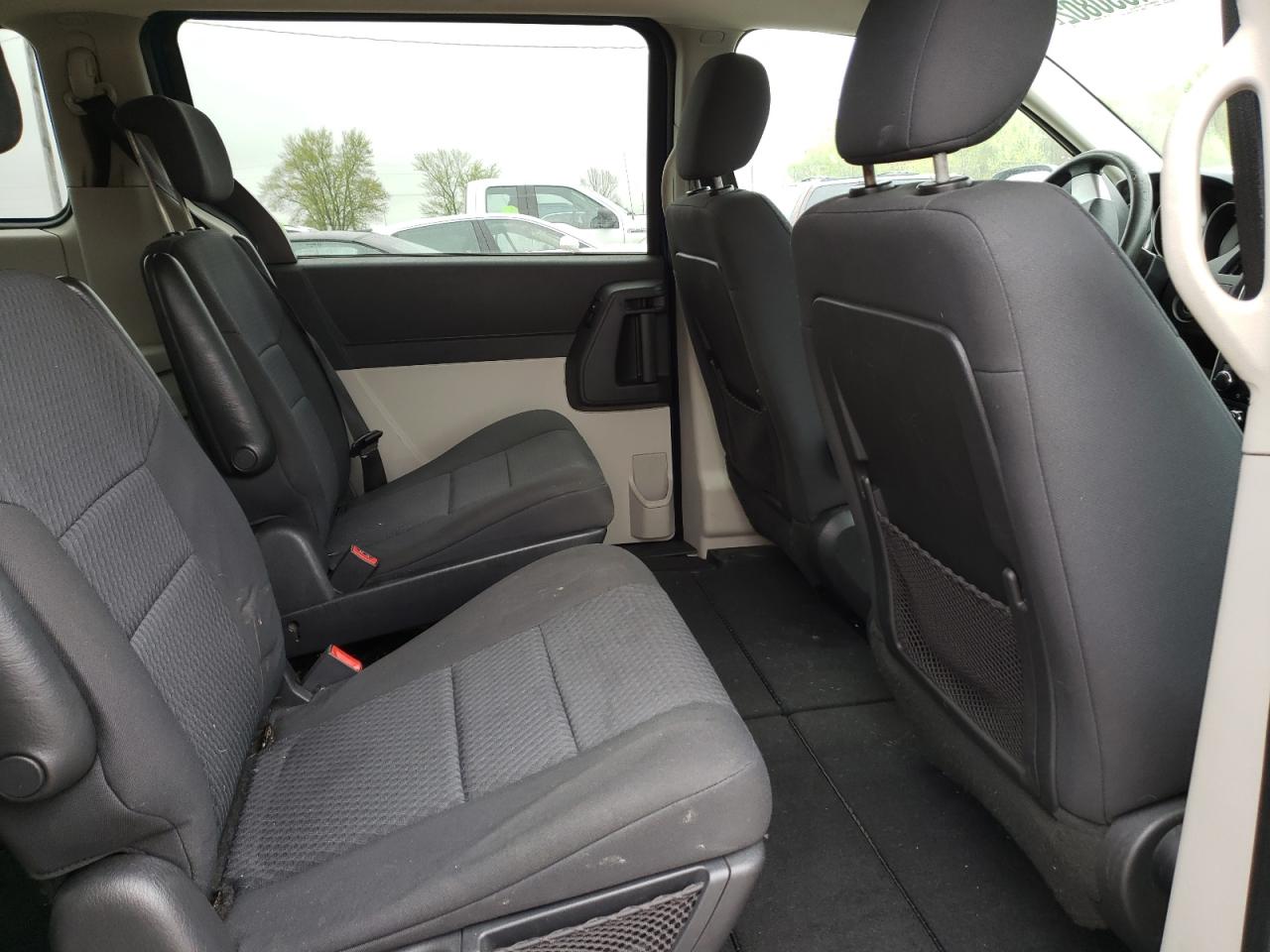 Photo 6 from auction – 2010 DODGE GRAND CARA with VIN 2D4RN4DE3AR232933
