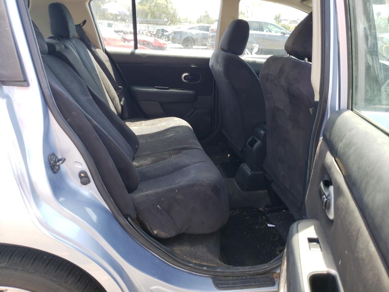 Photo 6 from auction – 2011 NISSAN VERSA S with VIN 3N1BC1CP5BL373509