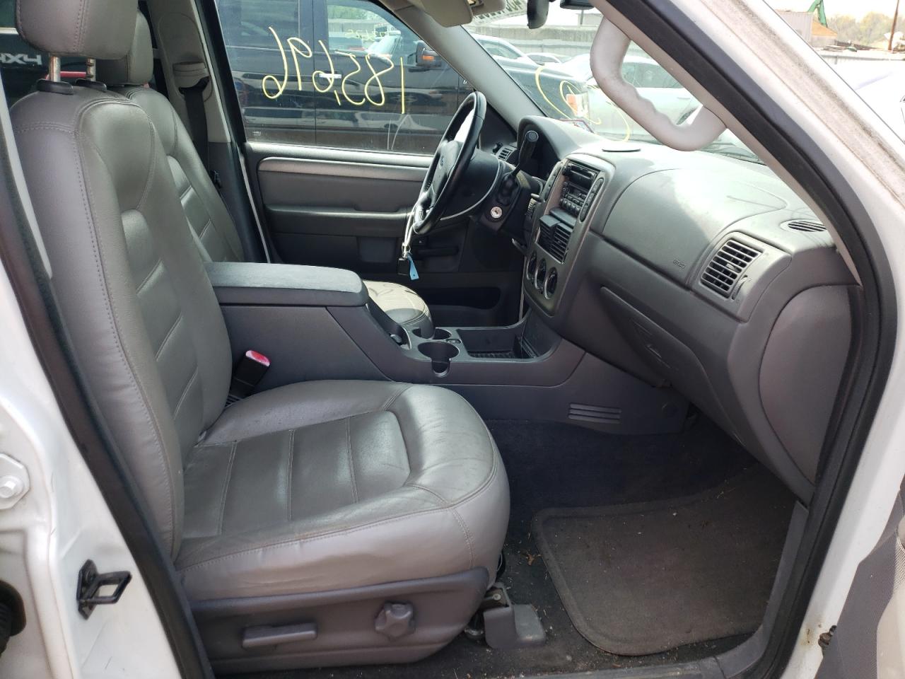 Photo 5 from auction – 2005 FORD EXPLORER X with VIN 1FMZU73W85ZA20967