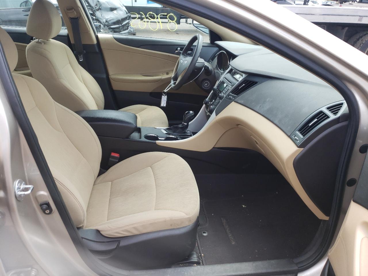 Photo 5 from auction – 2011 HYUNDAI SONATA GLS with VIN 5NPEB4AC5BH200247