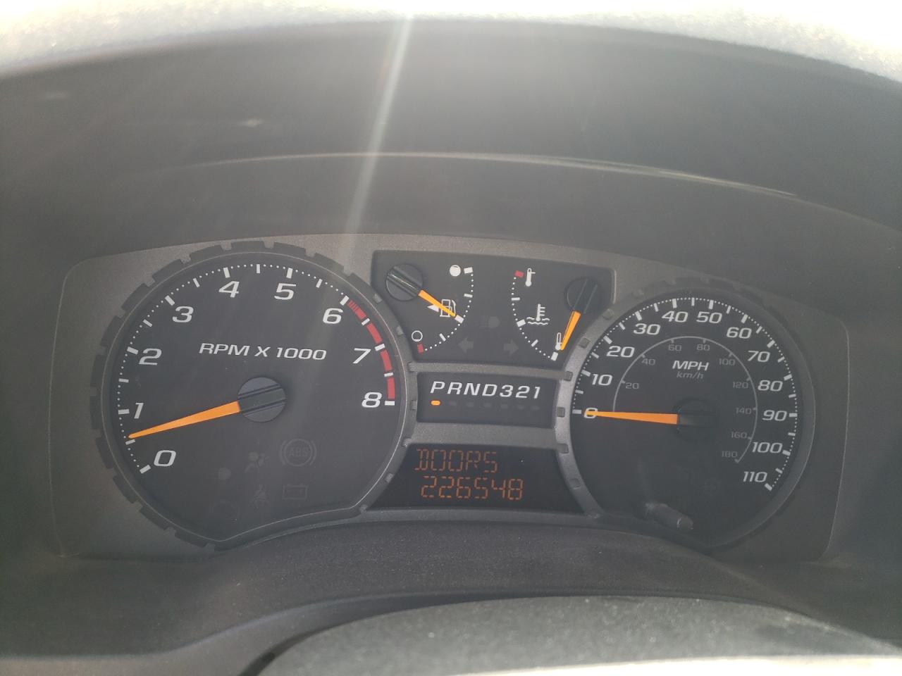 Photo 8 from auction – 2004 GMC CANYON with VIN 1GTDT136648102442