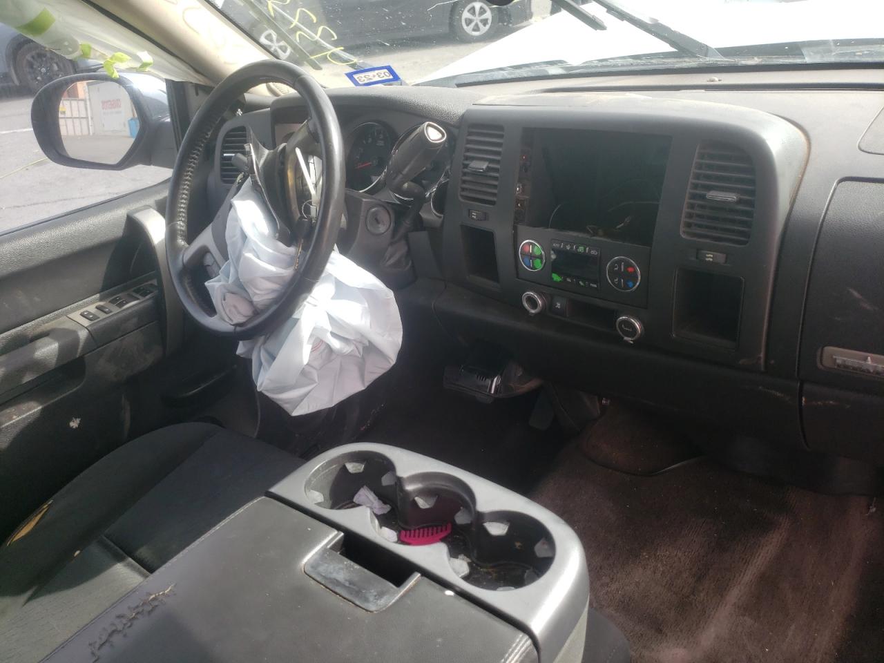 Photo 9 from auction – 2011 CHEVROLET SILVERADO with VIN 3GCPCSE04BG245649