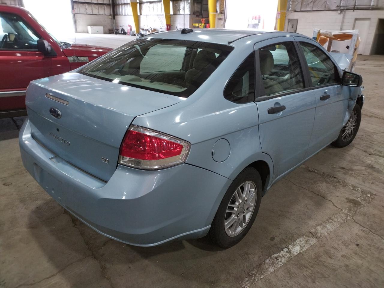 Photo 16 from auction – 1998 FORD FOCUS with VIN 1FAHP35N48W130799