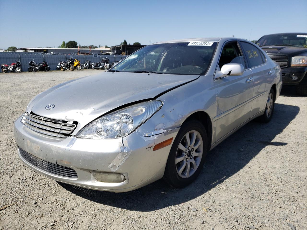 Photo 2 from auction – 2002 LEXUS ES with VIN JTHBF30G420024146