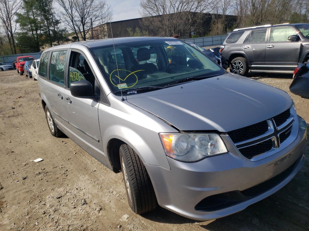 DODGE GRAND CARA 2013 with VIN 2C4RDGBG3DR663458 - Photo from auction