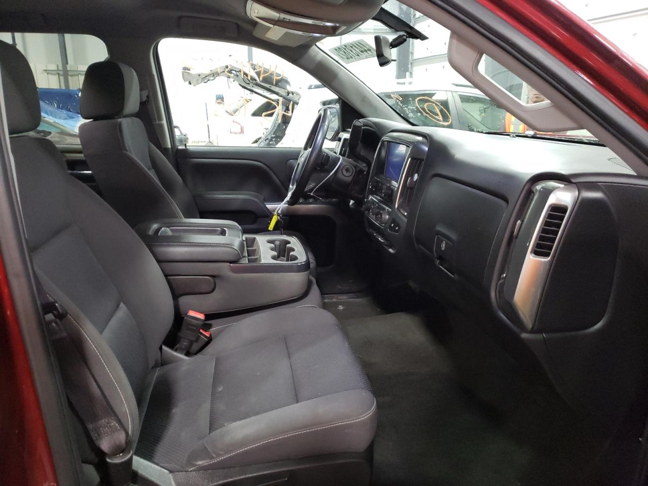 Photo 5 from auction – 2017 CHEVROLET SILVERADO with VIN 3GCUKREC4HG405711