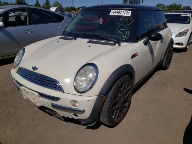 Photo 2 from auction – 2004 MINI COOPER with VIN WMWRC33444TJ62679