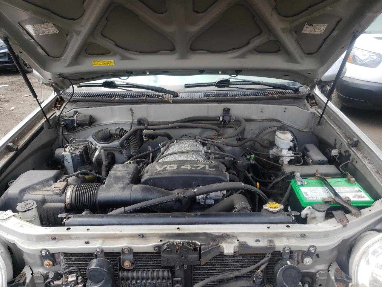 Photo 7 from auction – 2002 TOYOTA SEQUOIA with VIN 5TDBT44A02S110248