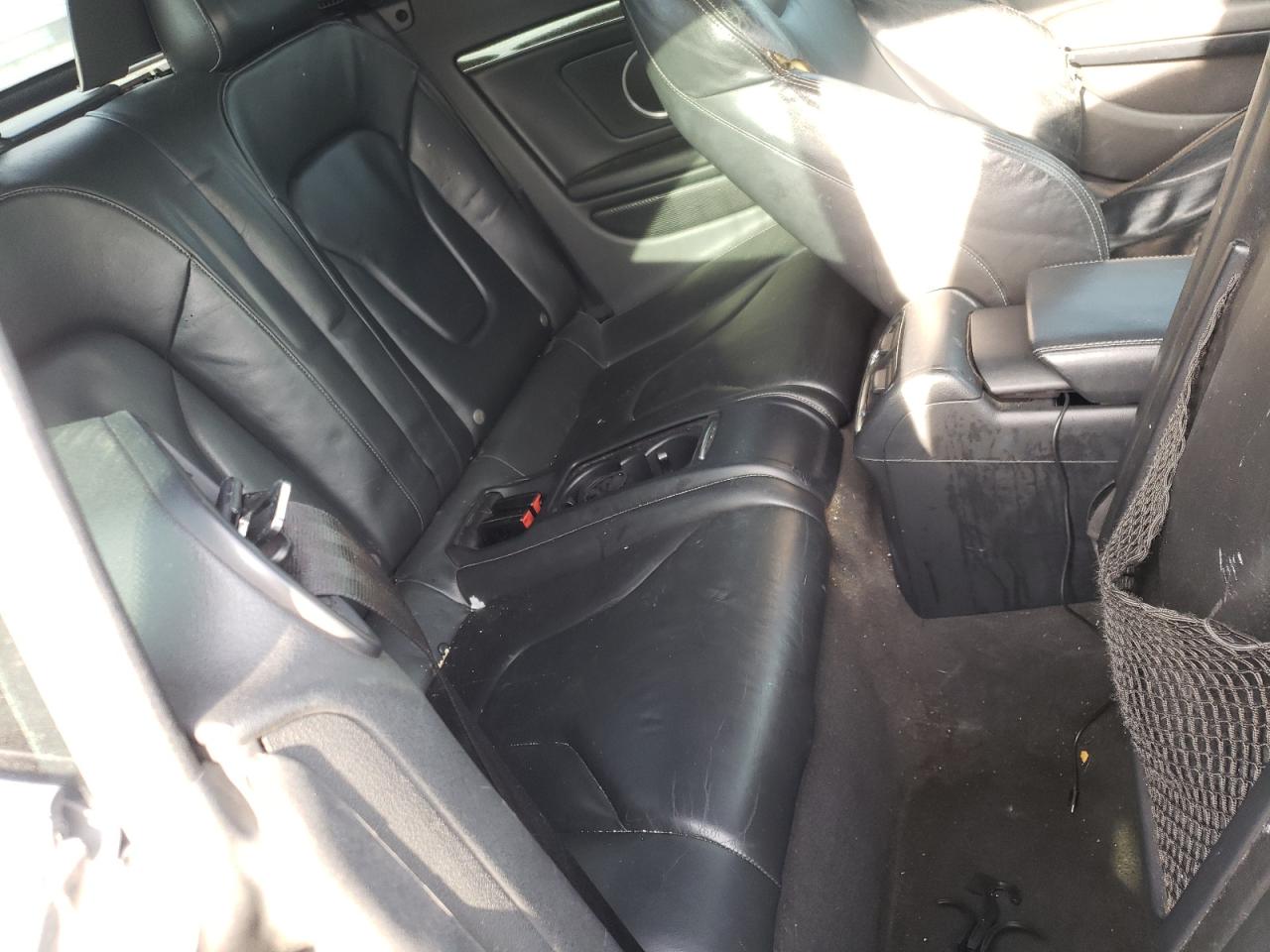 Photo 6 from auction – 2010 AUDI S5 PRESTIG with VIN WAUVGAFH3AN019762