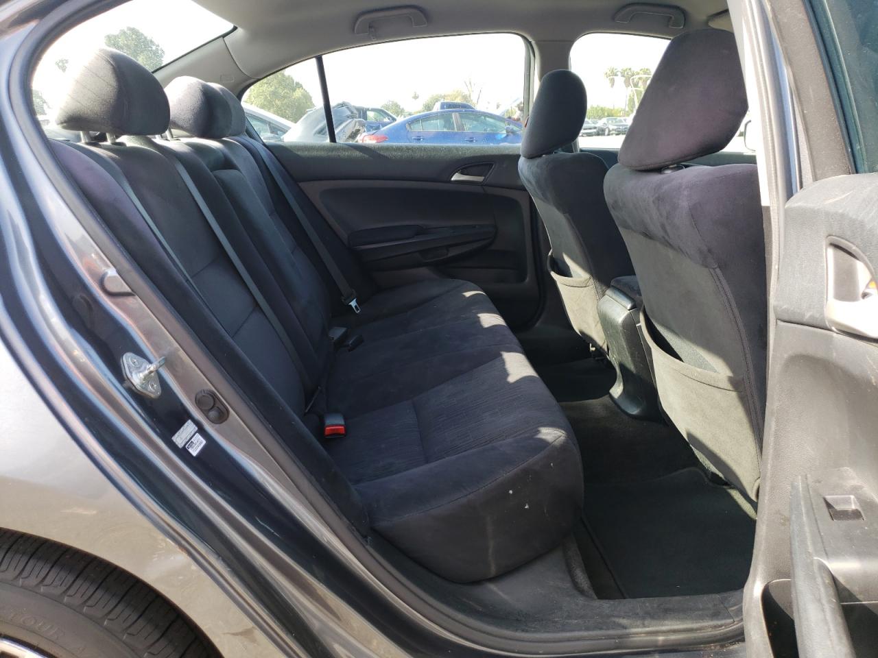 Photo 6 from auction – 2011 HONDA ACCORD LX with VIN 1HGCP2F30BA115945