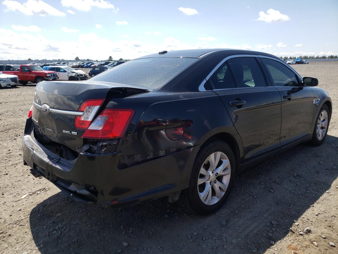 Photo 4 from auction – 2011 FORD TAURUS SEL with VIN 1FAHP2HW2BG106582