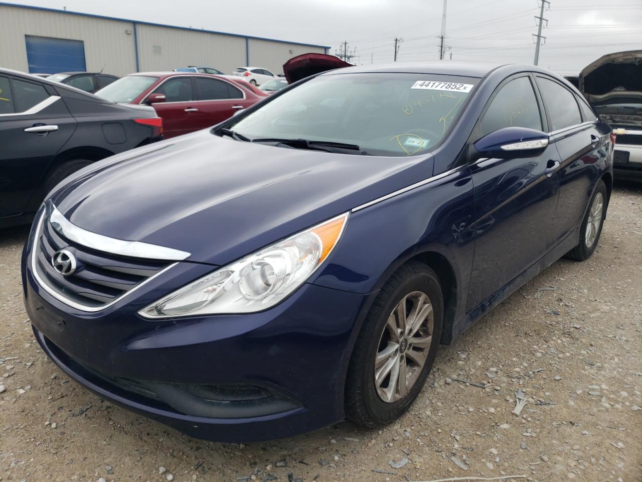 Photo 2 from auction – 2014 HYUNDAI SONATA GLS with VIN 5NPEB4AC2EH814077